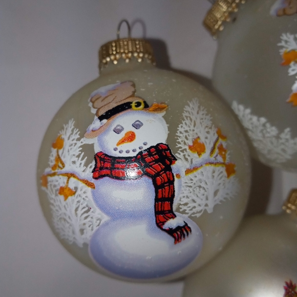 4 Snowman ornaments 🌲 - Picture 3 of 6